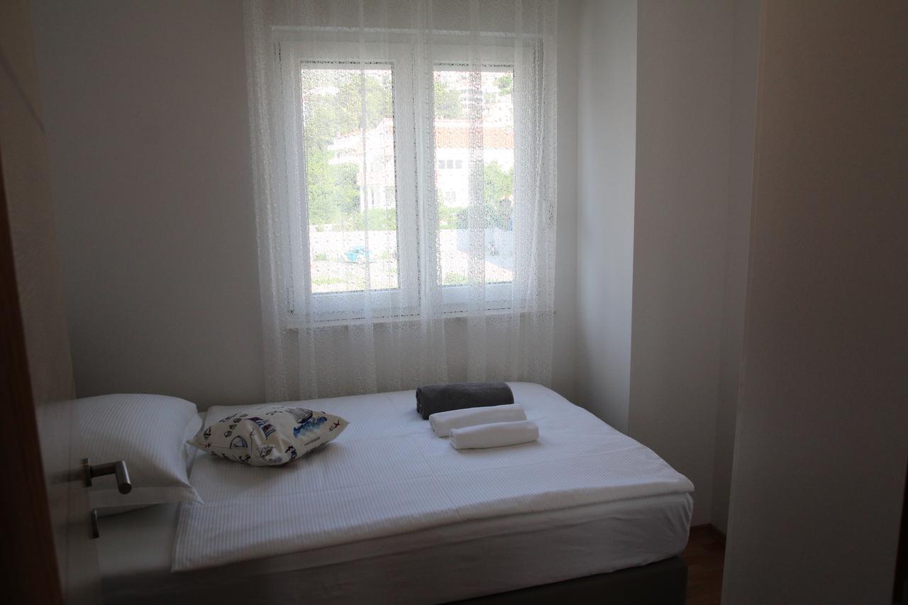 Apartment Mario Podstrana Esterno foto