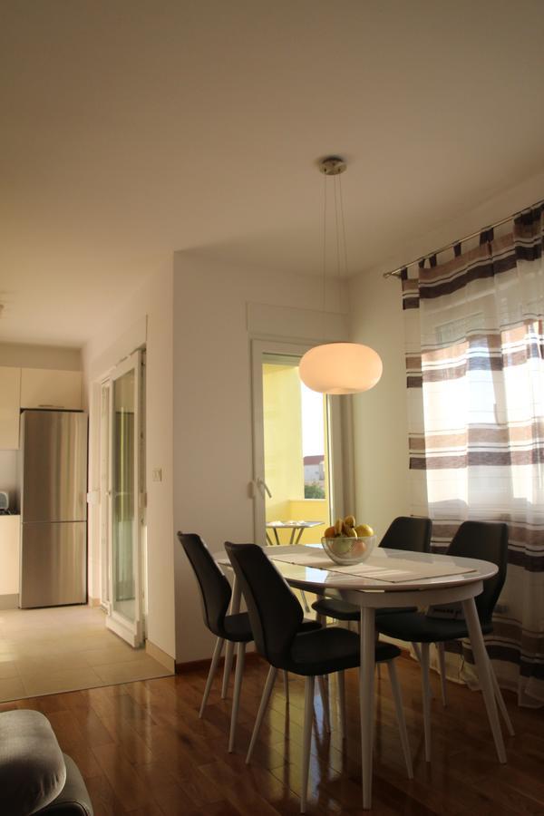 Apartment Mario Podstrana Esterno foto